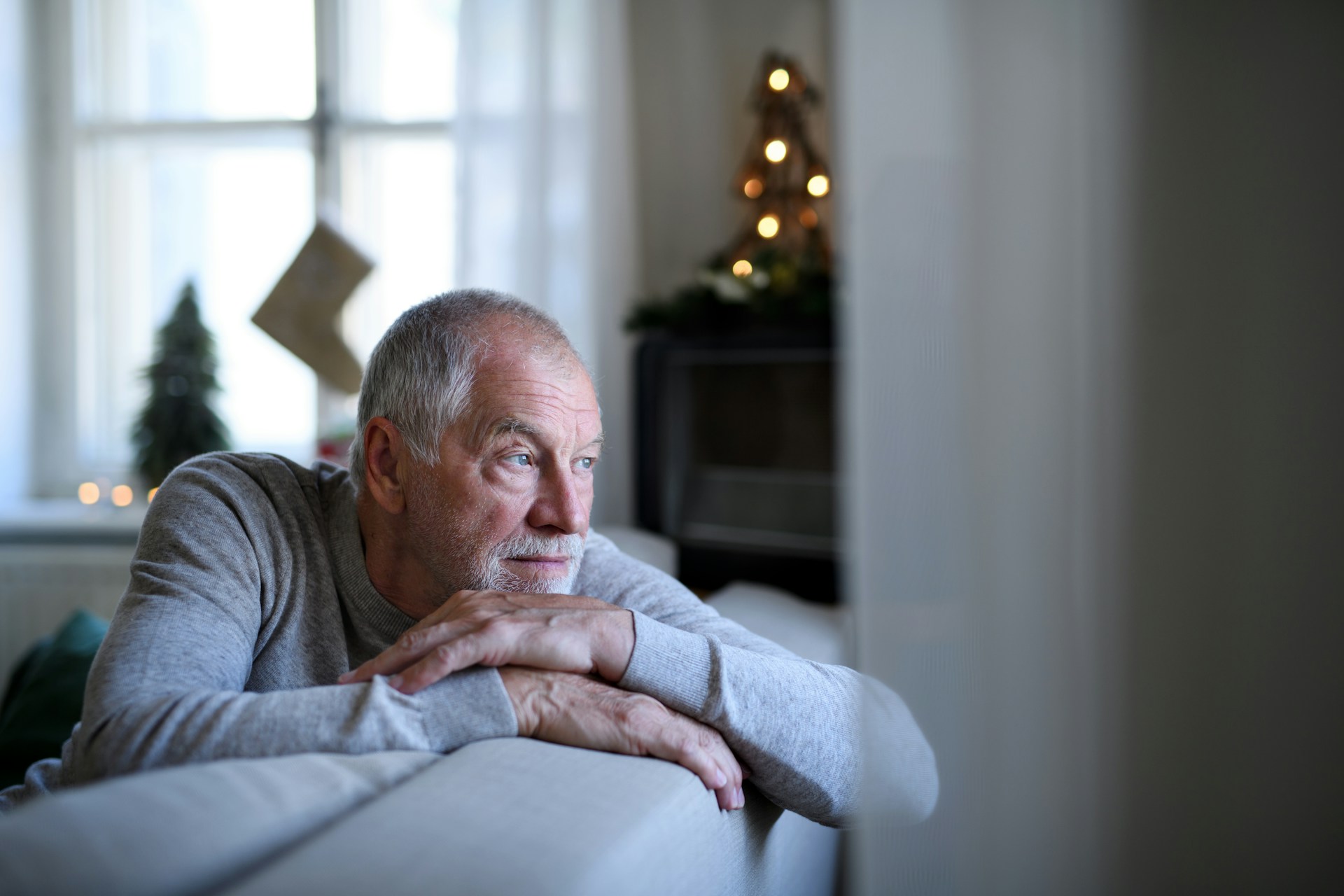 Understanding Early Symptoms of Alzheimer’s Disease and Treatment Options